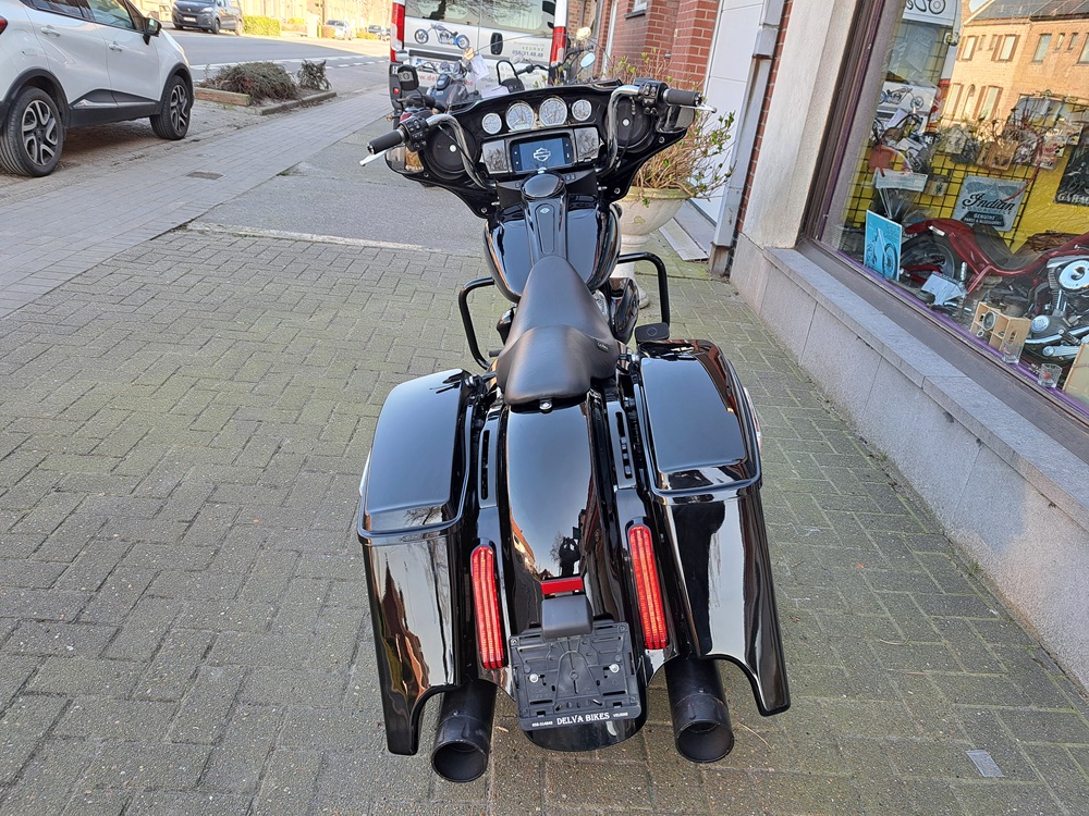 Harley Davidson FLHX 107 Streetglide year 2021 - 6121km